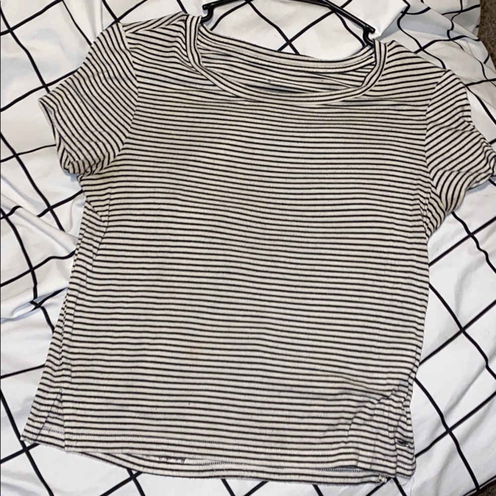 Cropped Tee